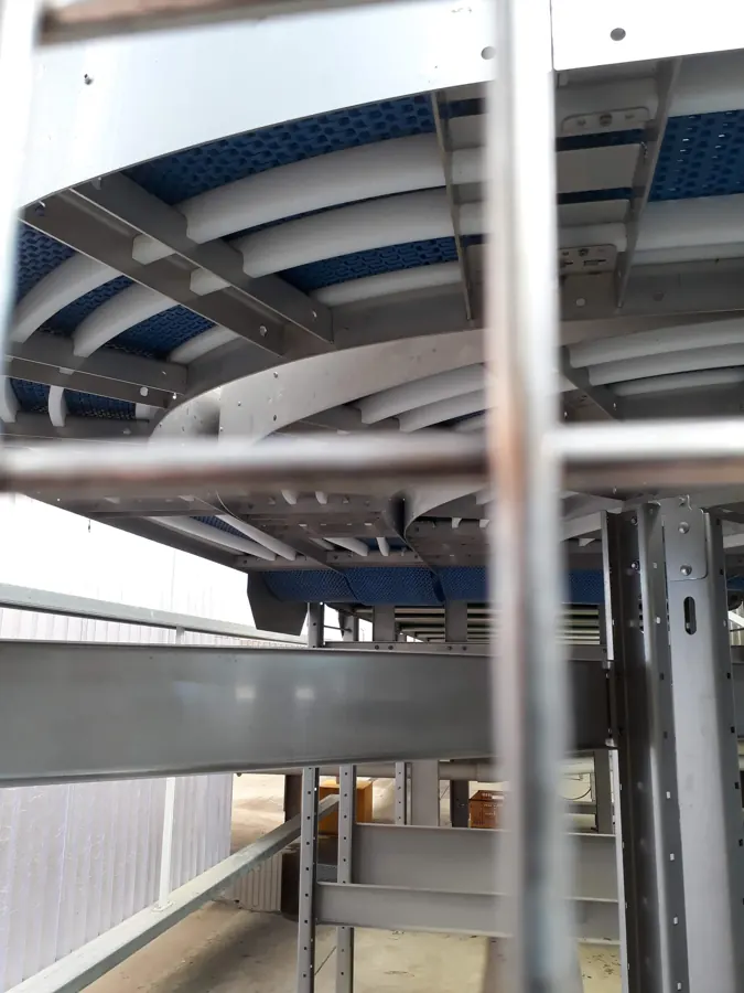 Curved conveyor frame and support members for inspection